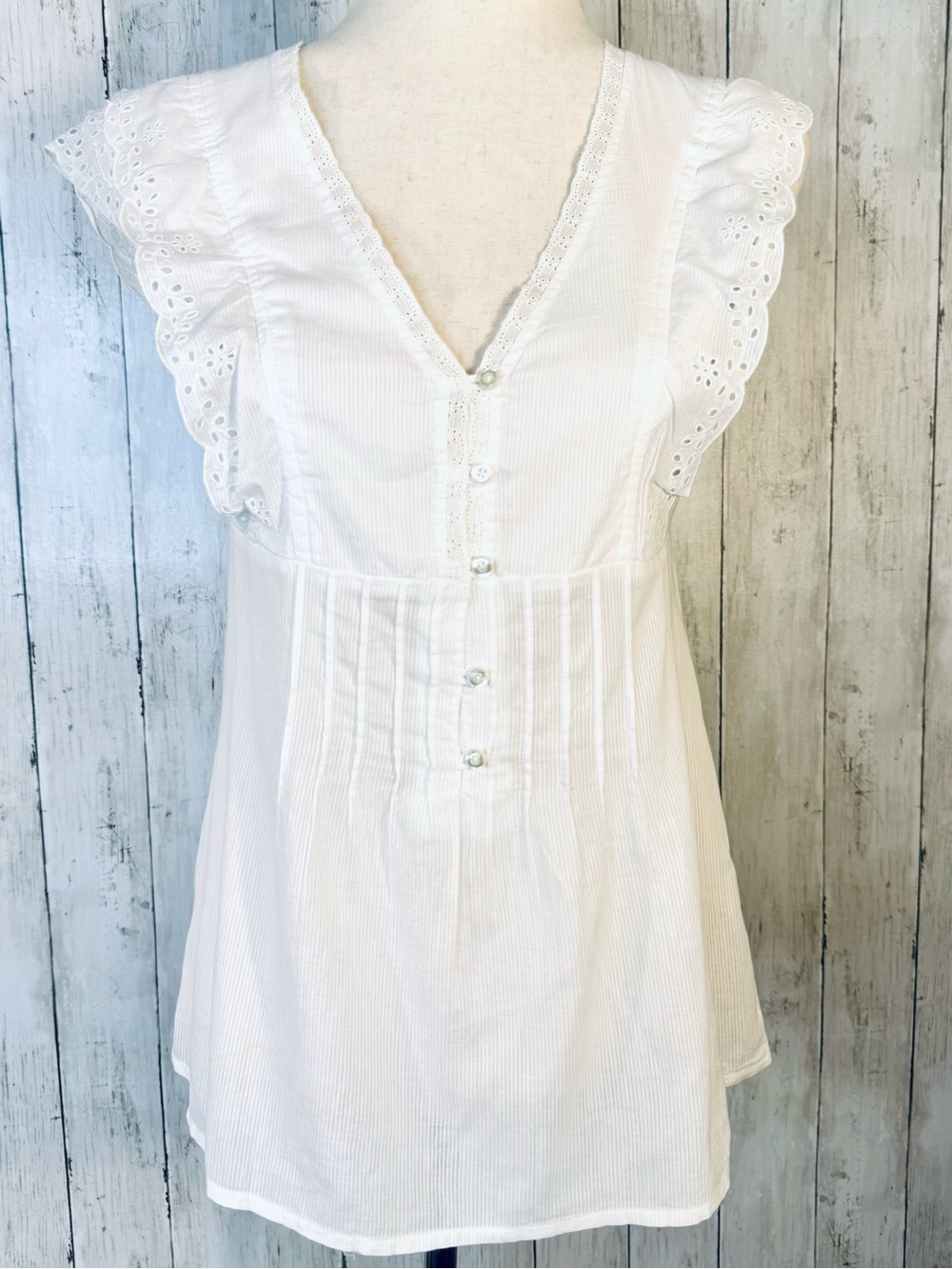 H&M | White Eyelet Ruffle Sleeve Peasant Blouse | Cottagecore Boho Top | Size 6